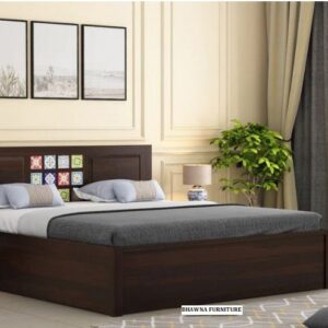 Bed Brown King size double bed in Wood