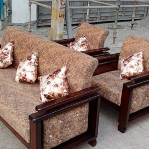 Brown Look Cloths Cover Sofa